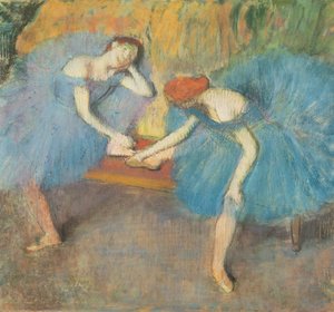 Twee Dansers in Rust of, Dansers in Blauw, c.1898 door Edgar Degas